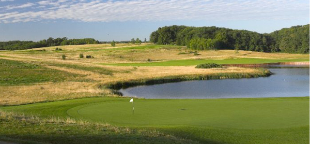 London Golf Club - 8th Green