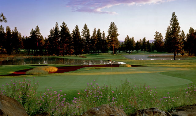 Golf in Oregon Aspen Lakes